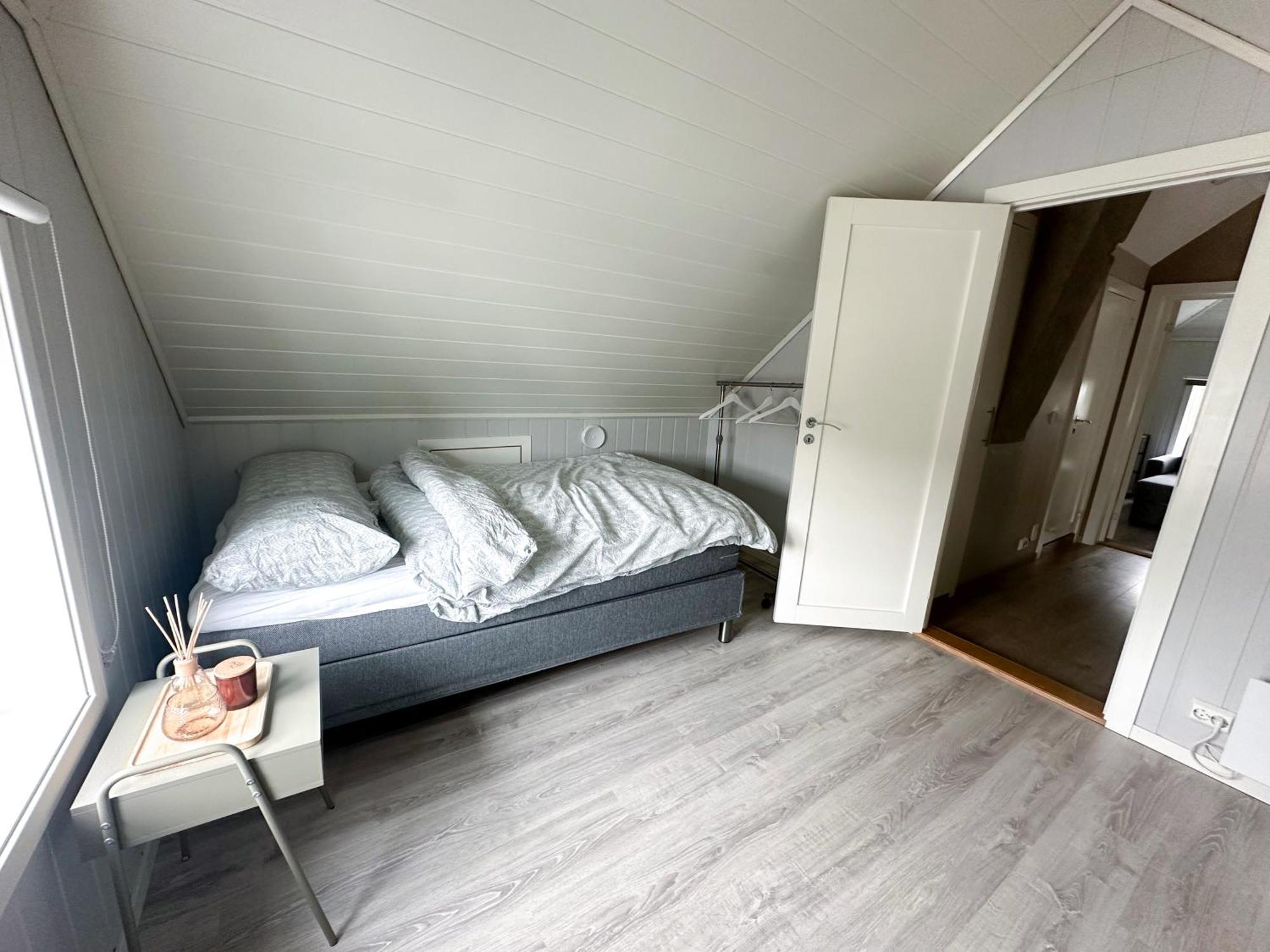 Stylish & Bright Penthouse - Office - 5 Star Location! Lejlighed Egersund Eksteriør billede